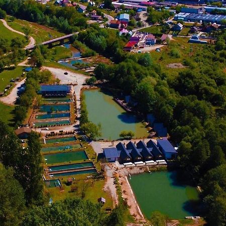 Pastravaria Zavoi Valea Danului ภายนอก รูปภาพ